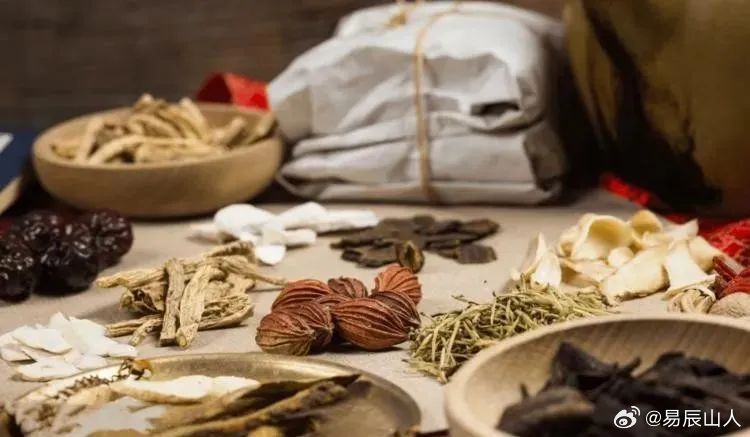 中药治疗一般多久为一个疗程？揭秘科学疗程时间与个性化方案，告别盲目用药痛苦